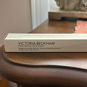 Victoria Beckham mascara